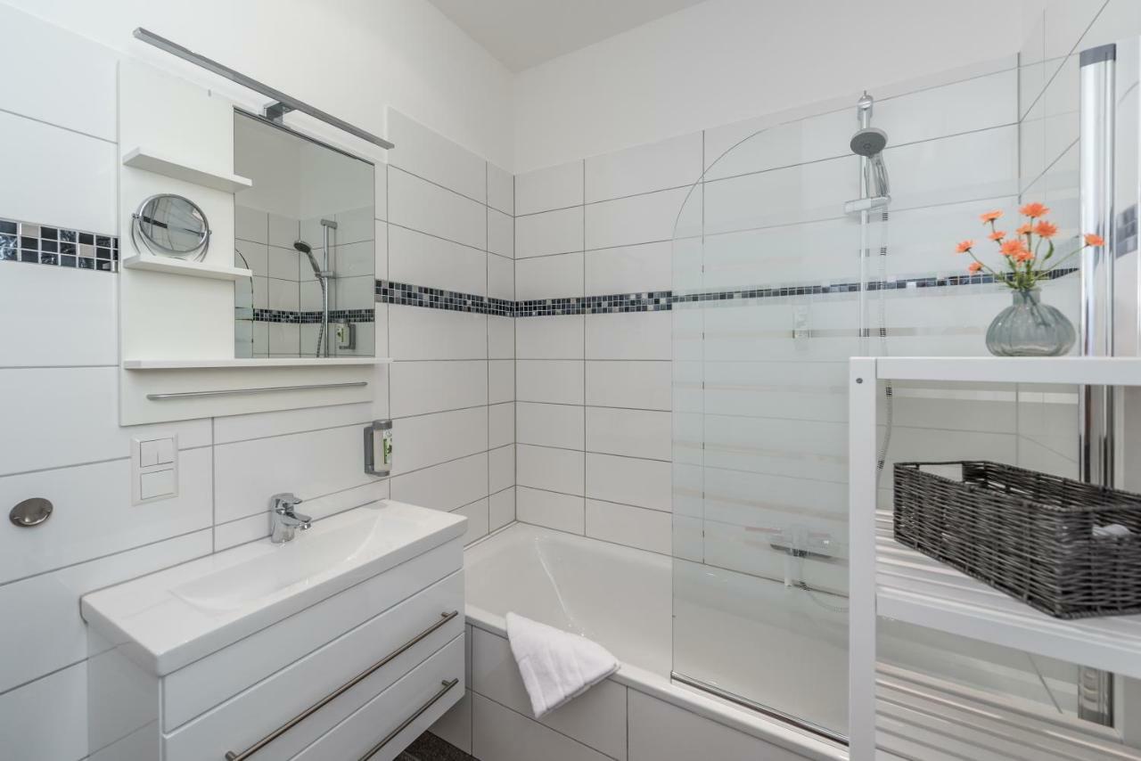 Family-Apartments Freiburg ภายนอก รูปภาพ
